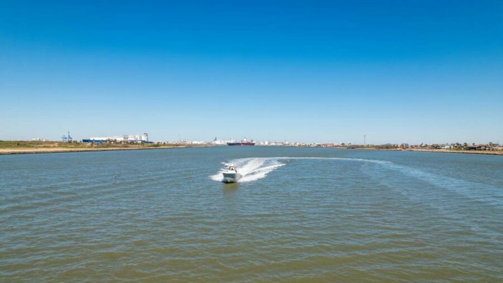 2019 Invincible 39 Open
