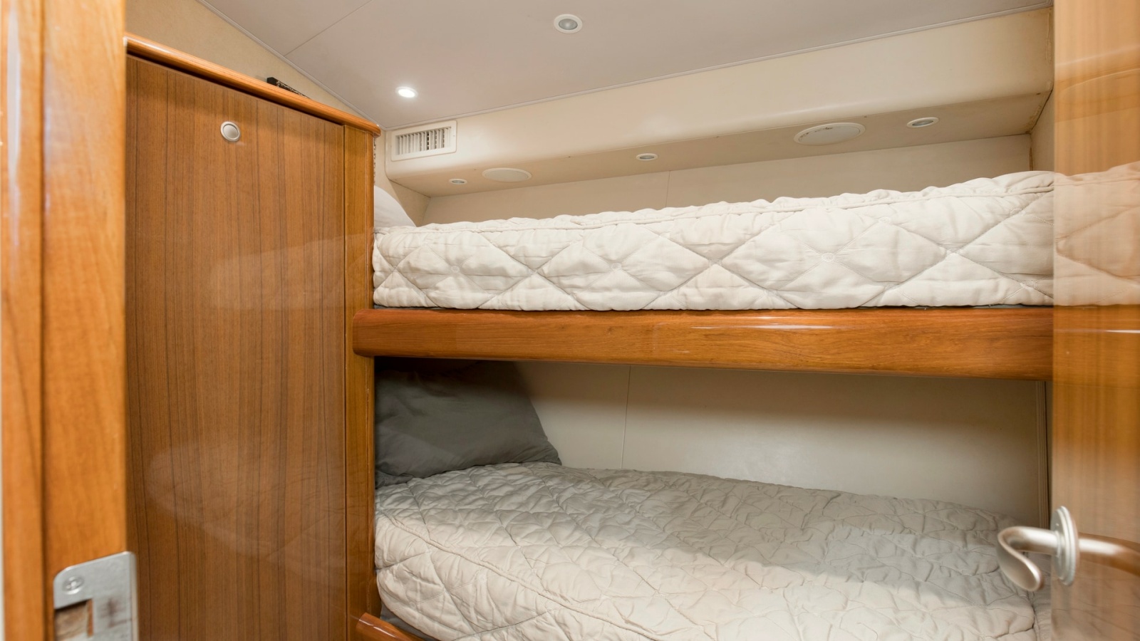 2007 64 Viking Enclosed Bridge Reel Blues Forward Starboard Stateroom