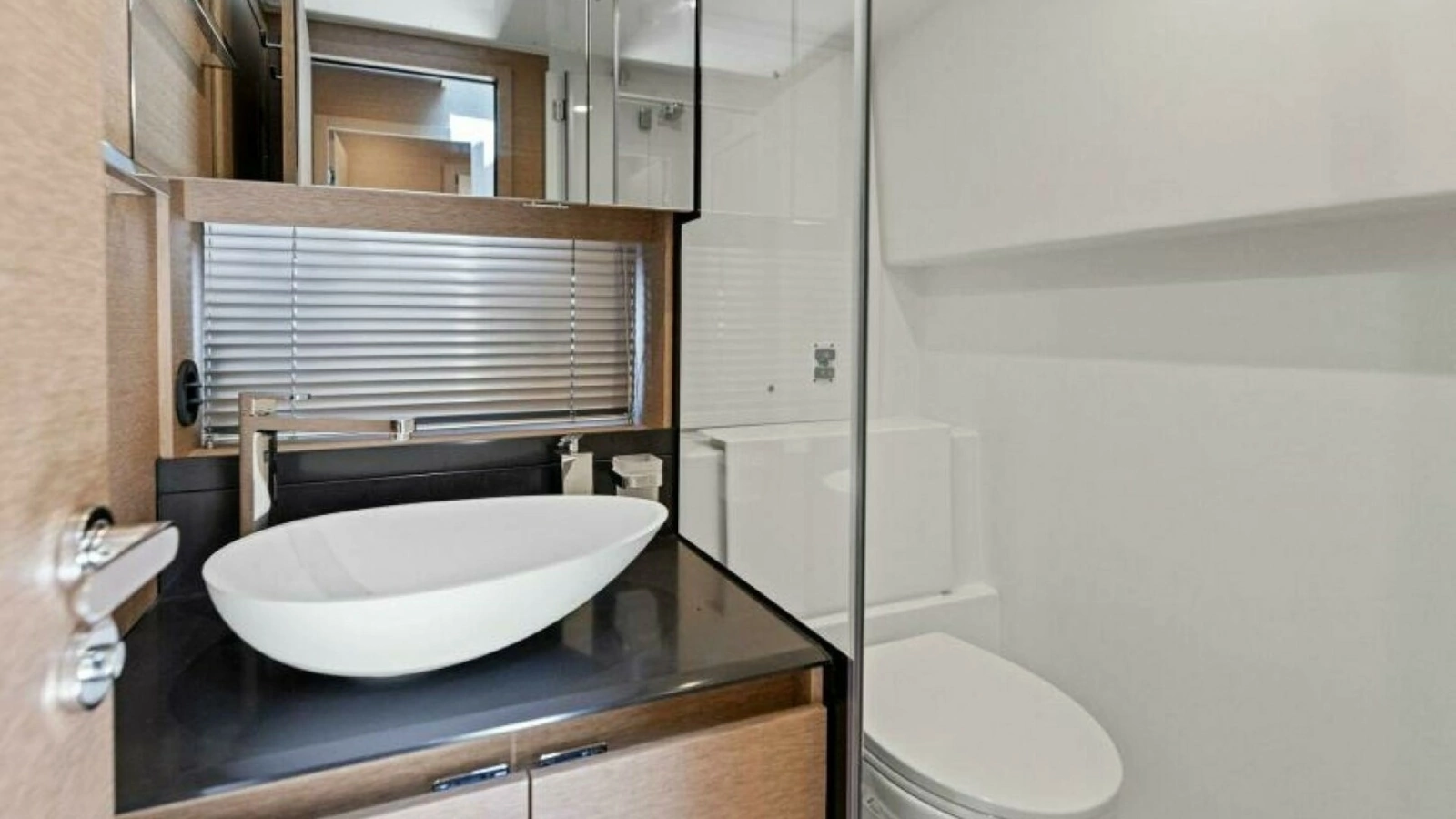 2025 Prestige 460 Flybridge - Sistership