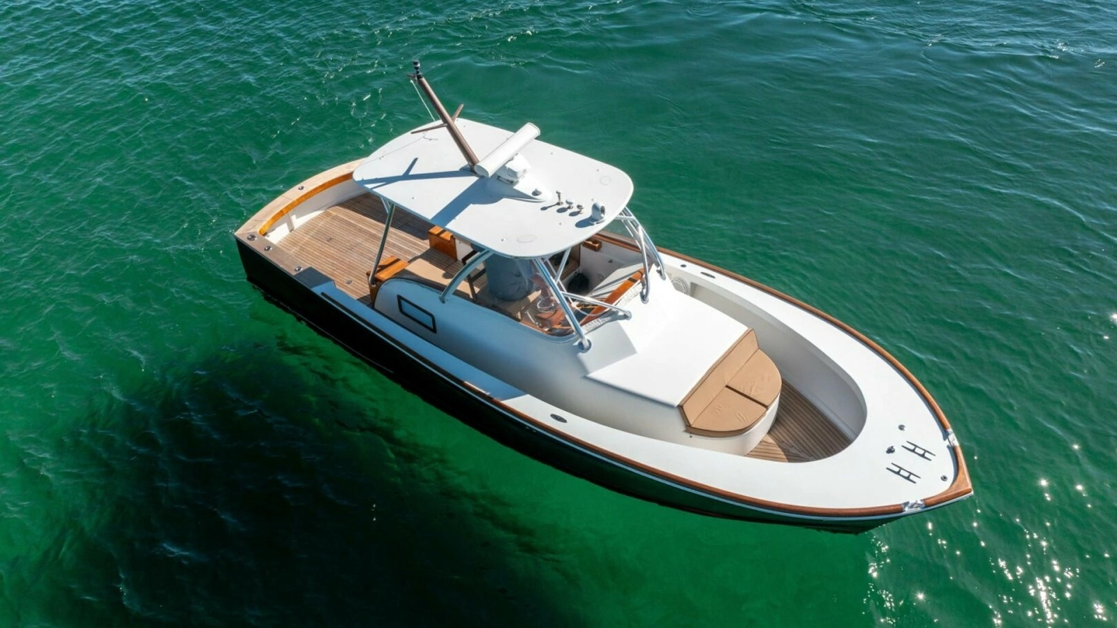 2014 Release 34 Walkaround- STBD Profile
