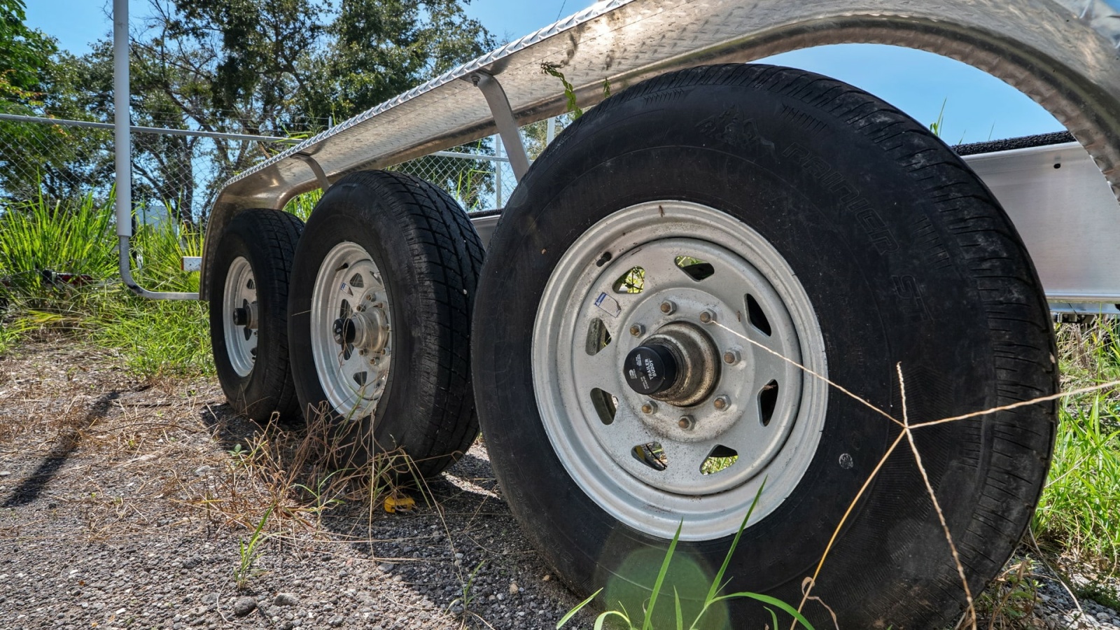 Triple-Axle Boat Trailer