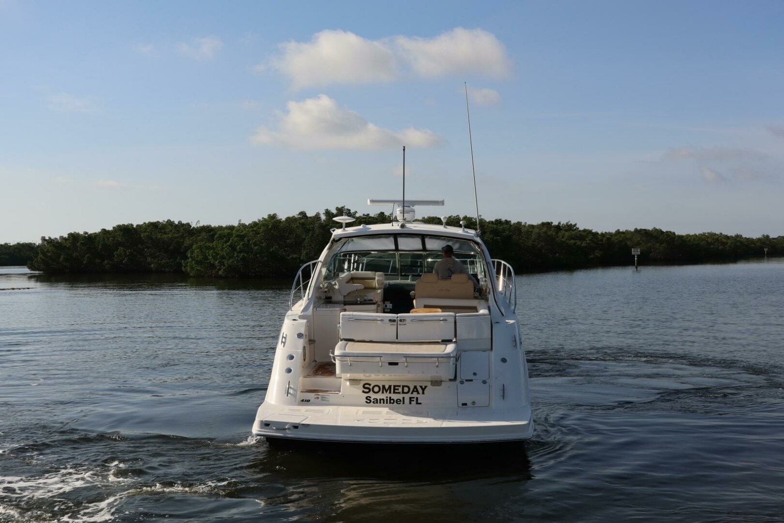 2015 Sea Ray 410 Sundancer- SOMEDAY- Transom