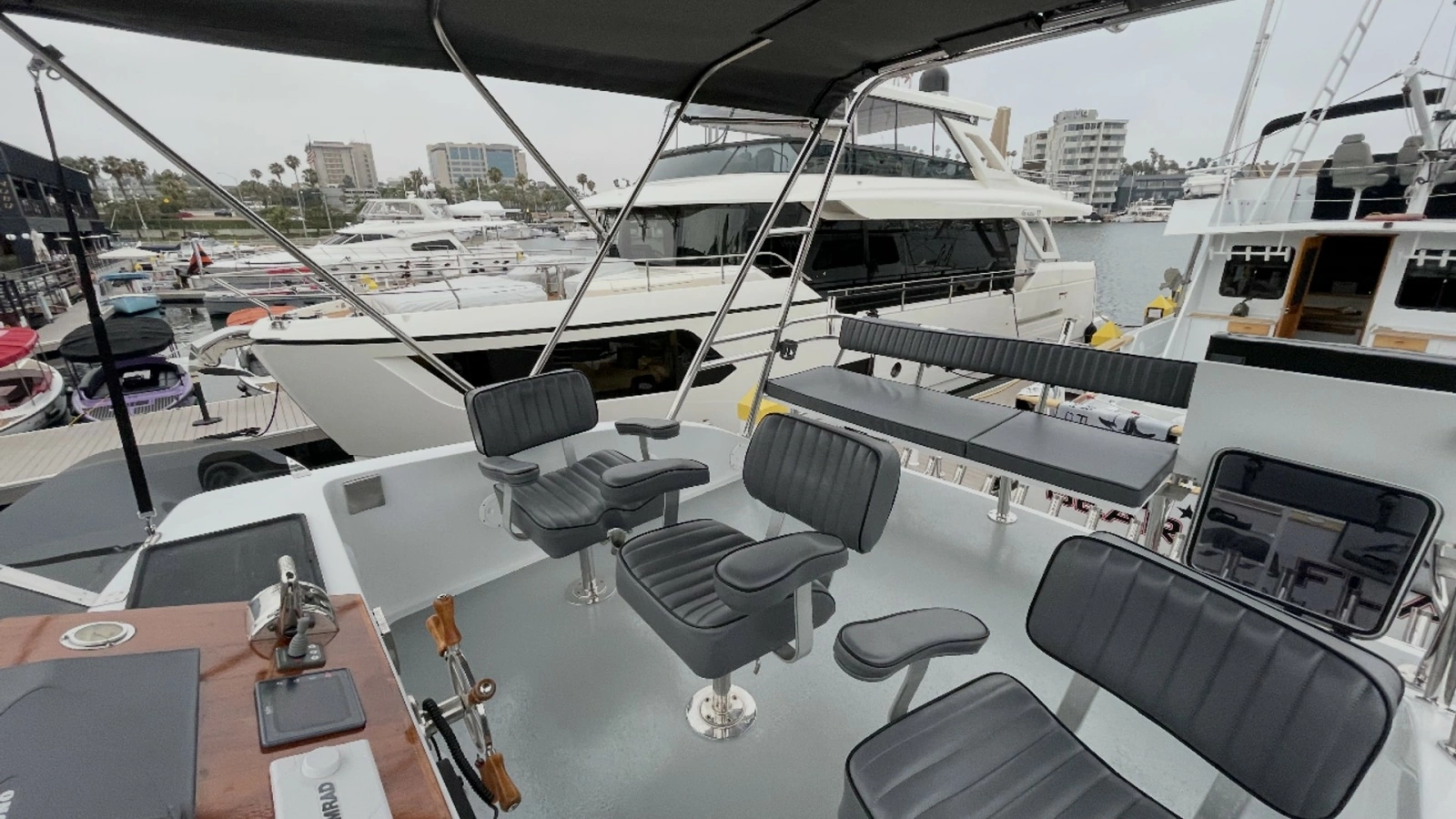 Spacious Flybridge Seating Area