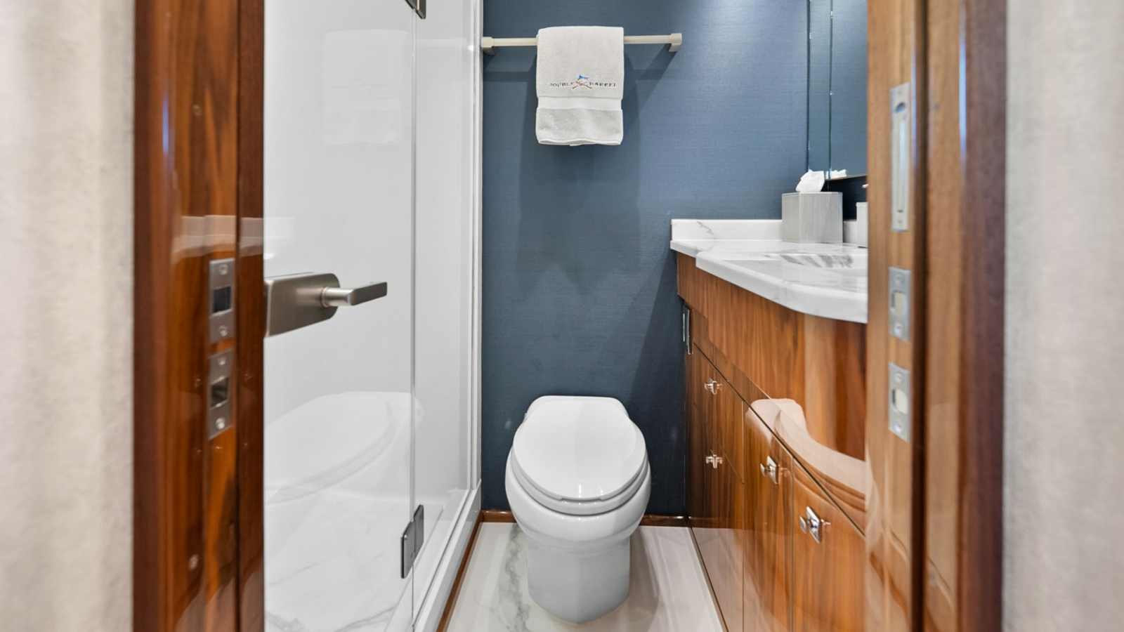 Luxurious Ensuite Bathroom