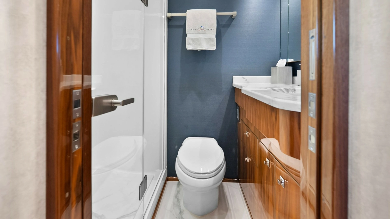 Luxurious Ensuite Bathroom