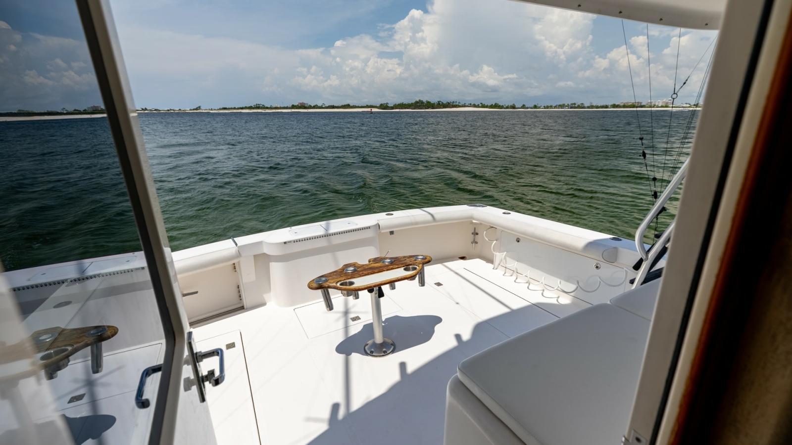 Spacious Cockpit with Ocean View