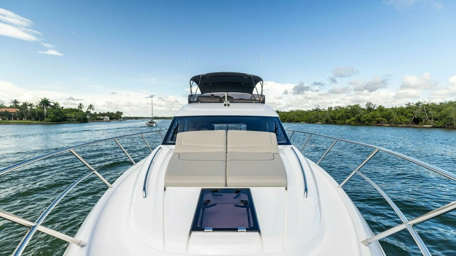 2025 Princess F50 Flybridge Sun Deck