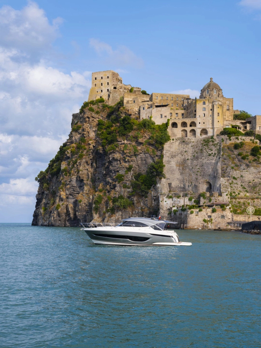 64 Sports Motor Yacht 64ft Riviera Yacht For Sale