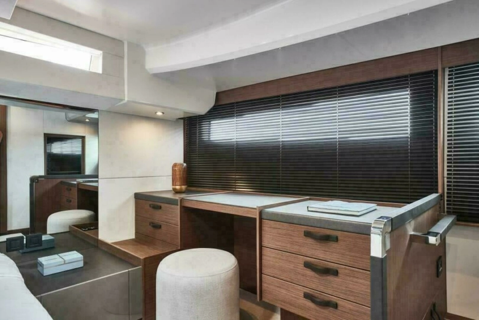 Prestige M48 Master Stateroom