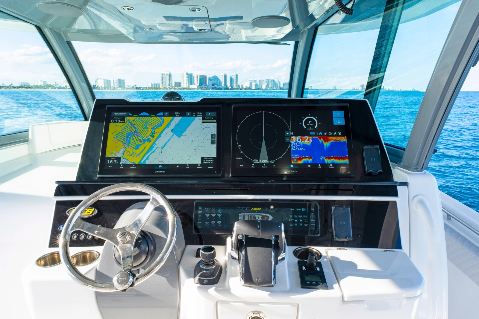 56ft HCB Yacht For Sale