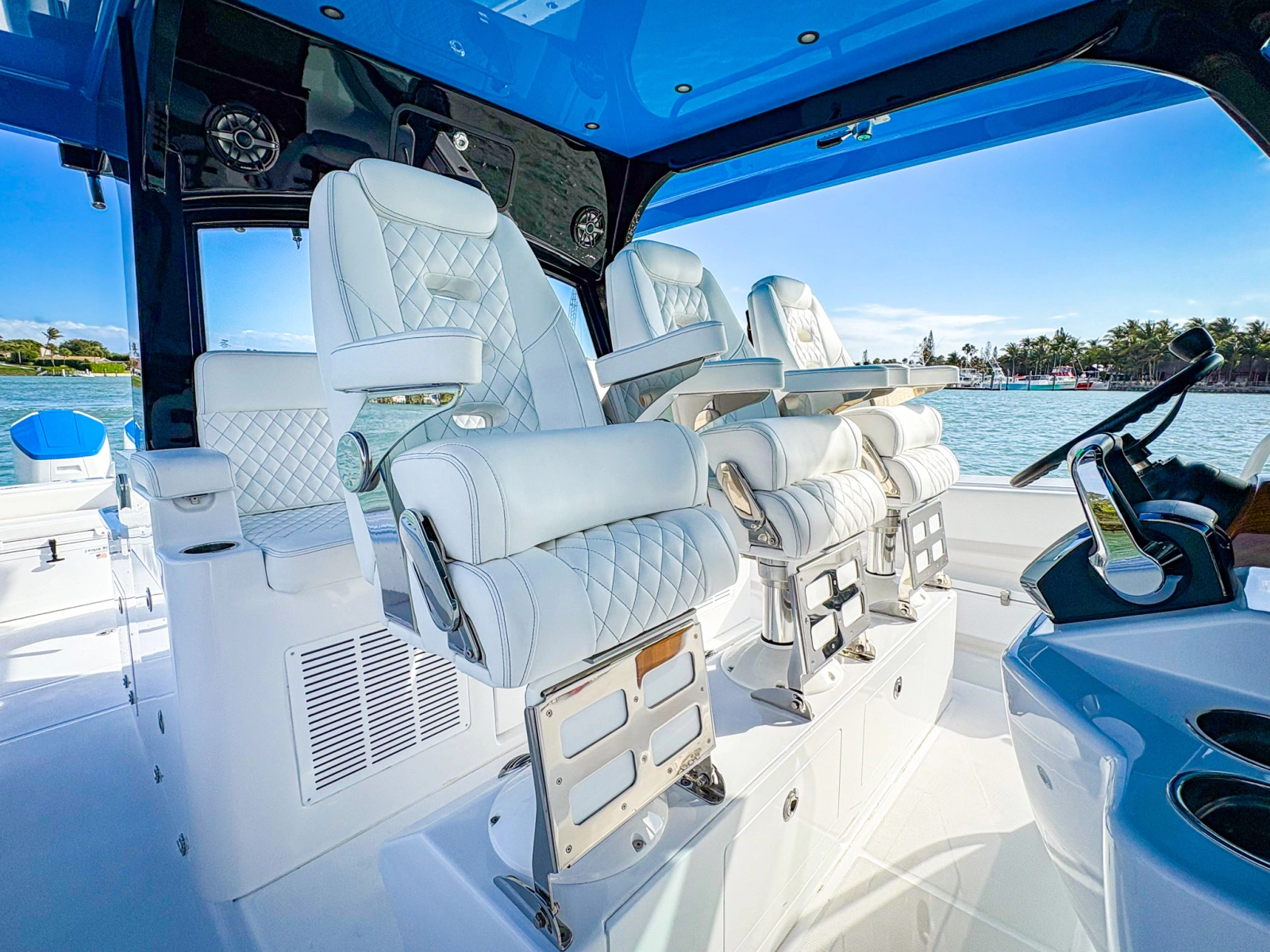DEALER DEMO 48ft HCB Yacht For Sale
