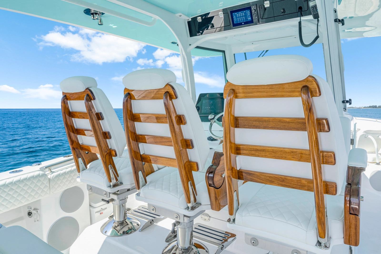 42ft HCB Yacht For Sale