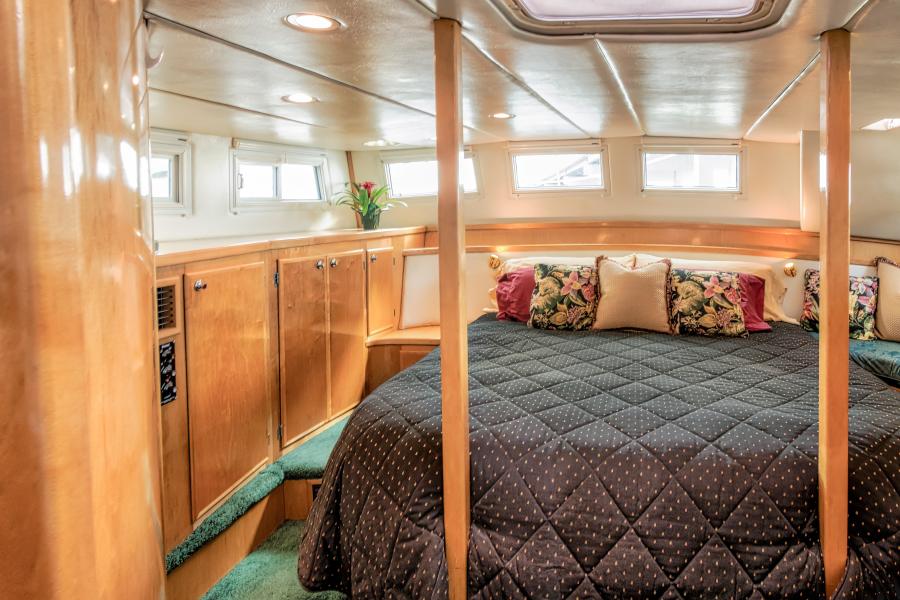 Master stateroom aft
