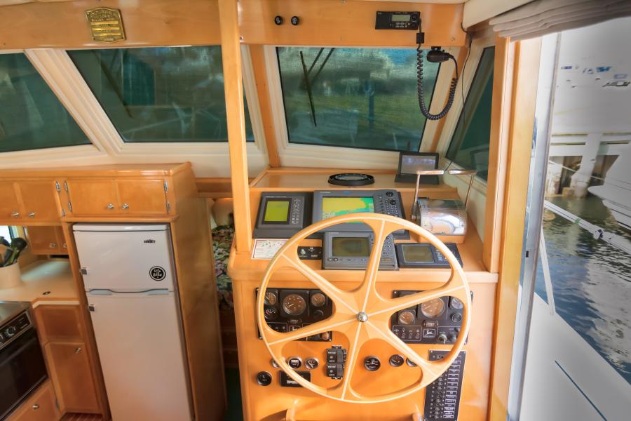 Lower helm starboard