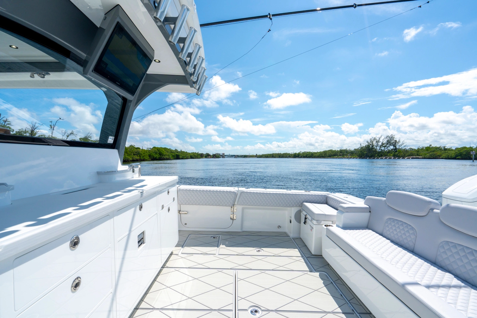 48ft HCB Yacht For Sale