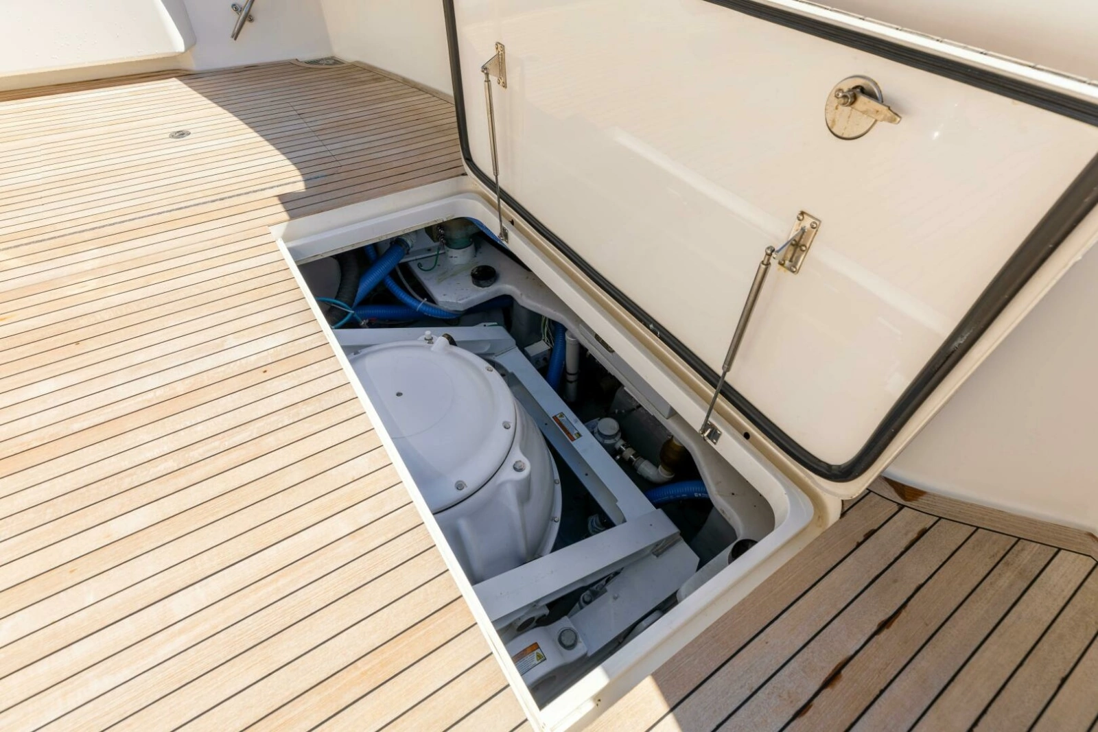 2013 Viking 76 Convertible photo 65