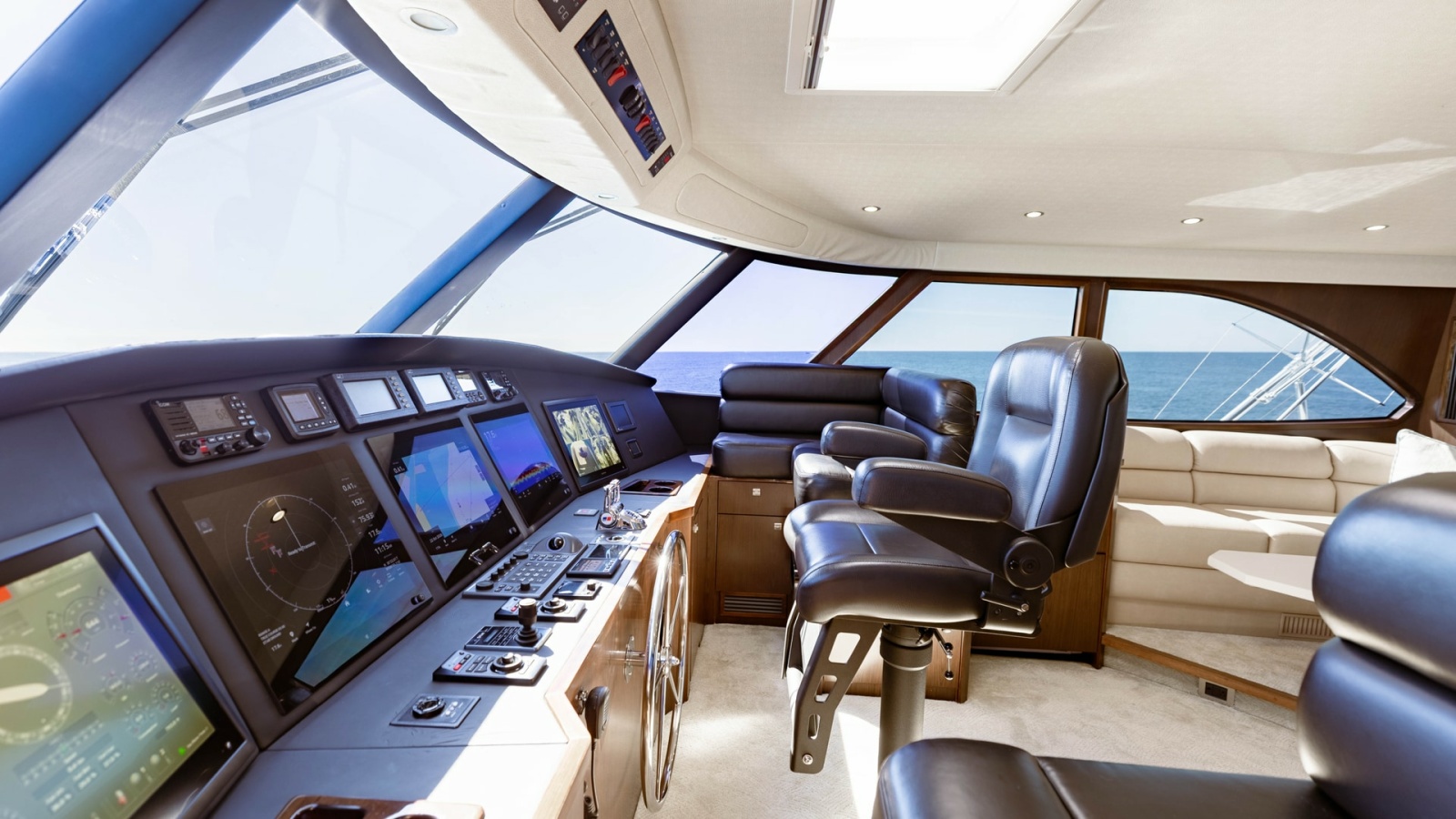 2015 Viking 76 Enclosed Bridge- CHULA- Helm