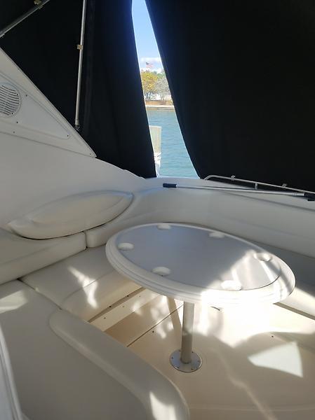 Maxum SCR 3700 Cockpit.jpg