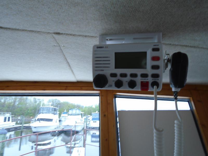 Uniden VHF.JPG
