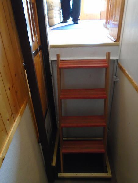 Ladder, Elevator Platform.JPG