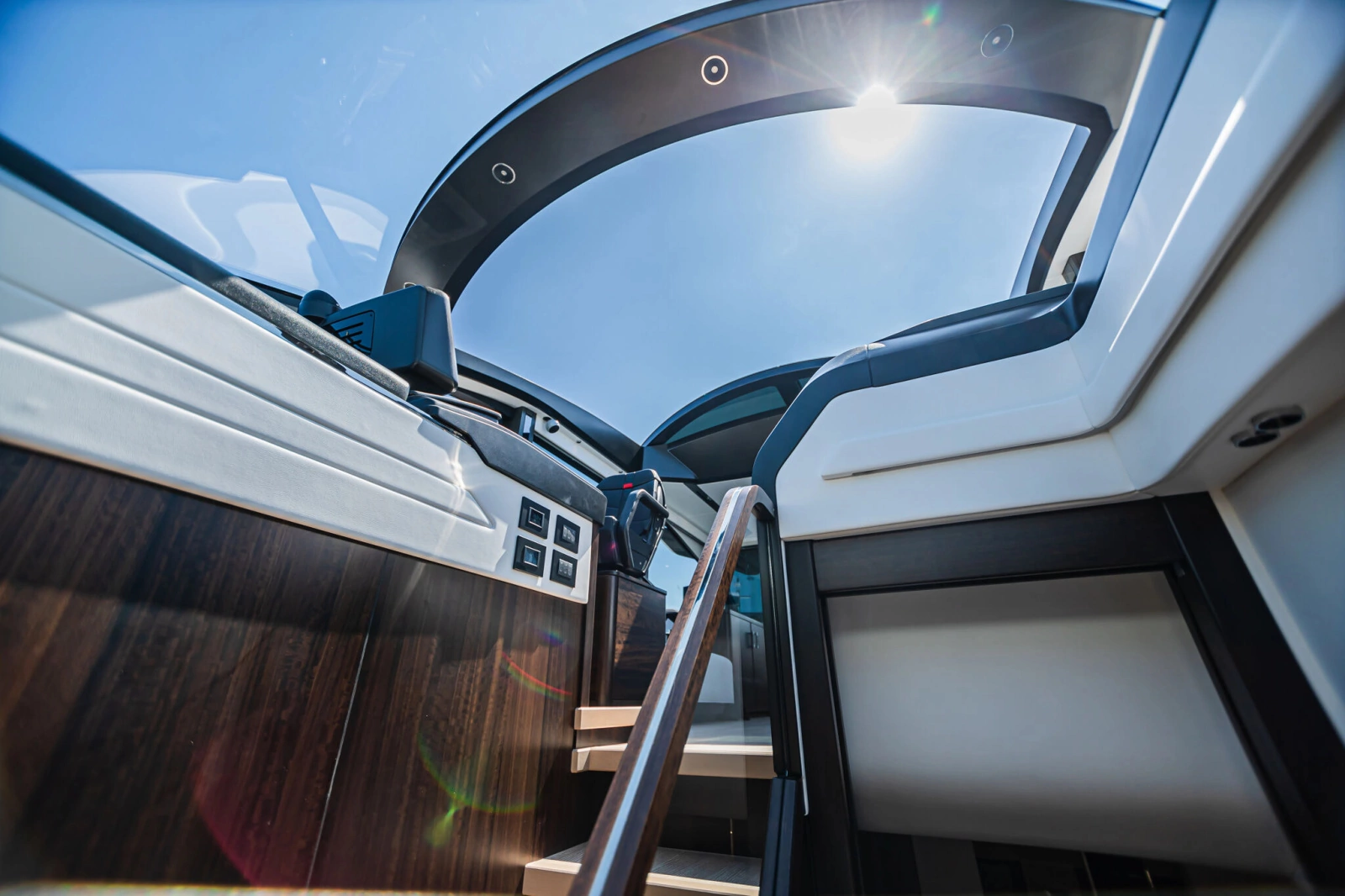 PREDATOR 65 65ft Sunseeker Yacht For Sale