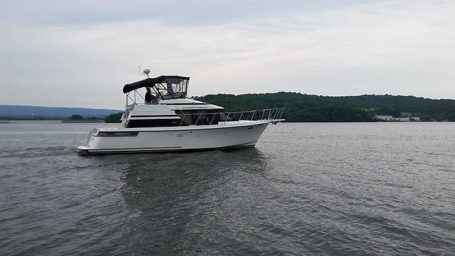 Tollycraft 39 sport starboard profile 2.jpg