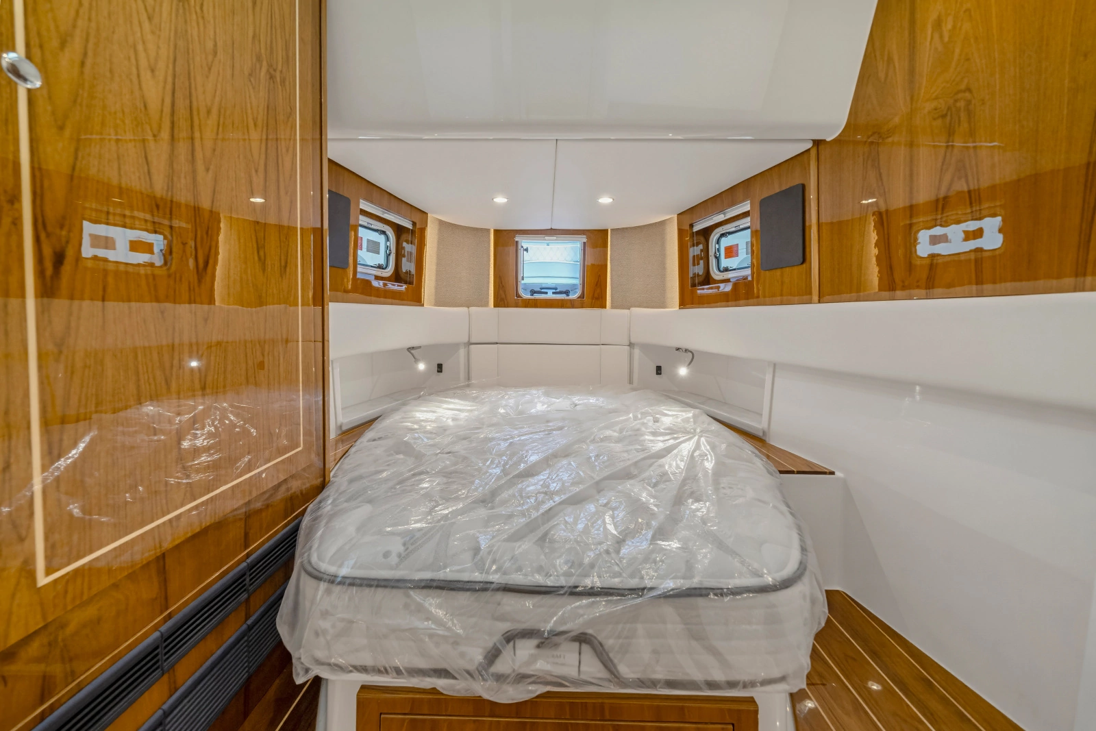 56 Suenos GIX 56ft HCB Yacht For Sale