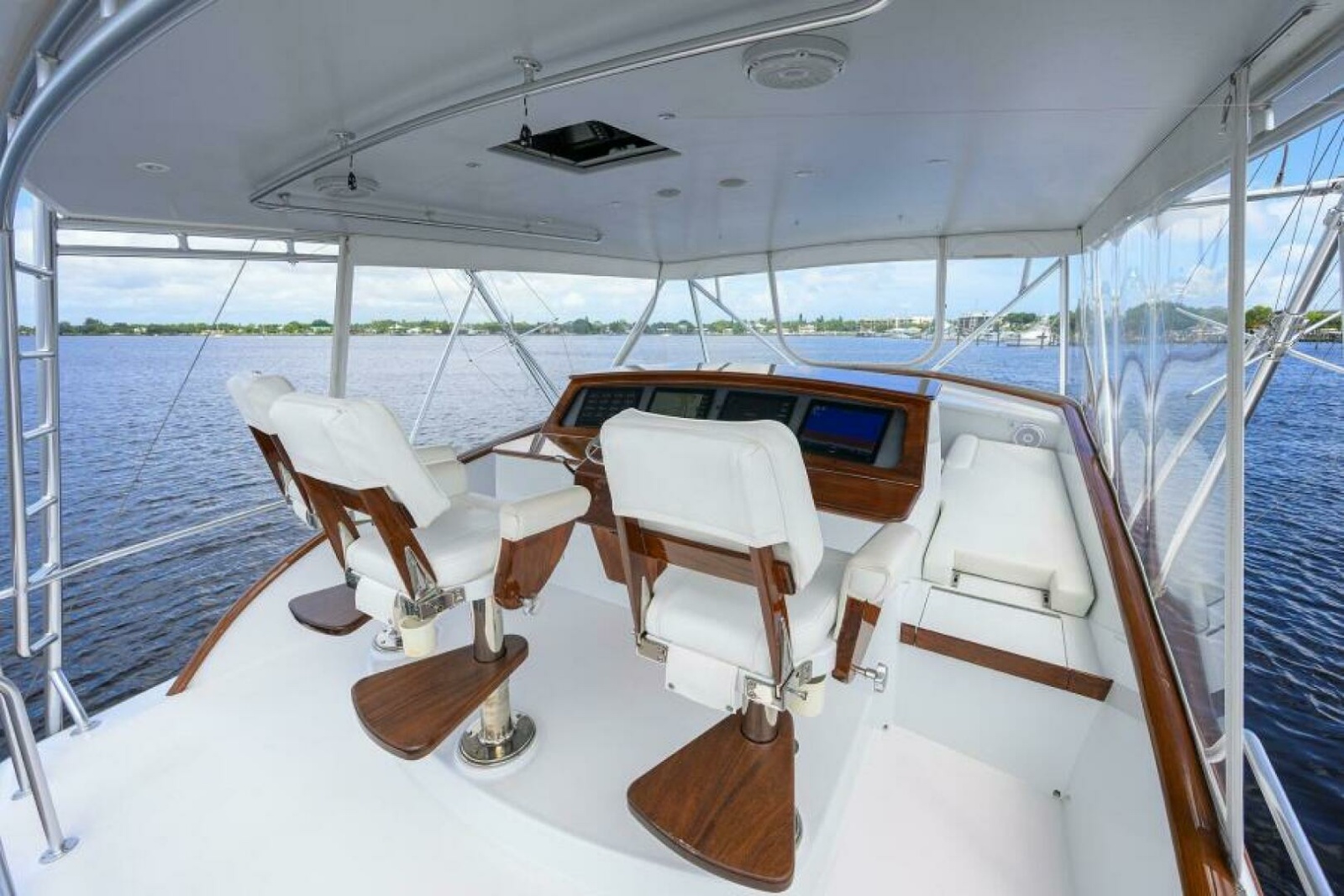 Flybridge