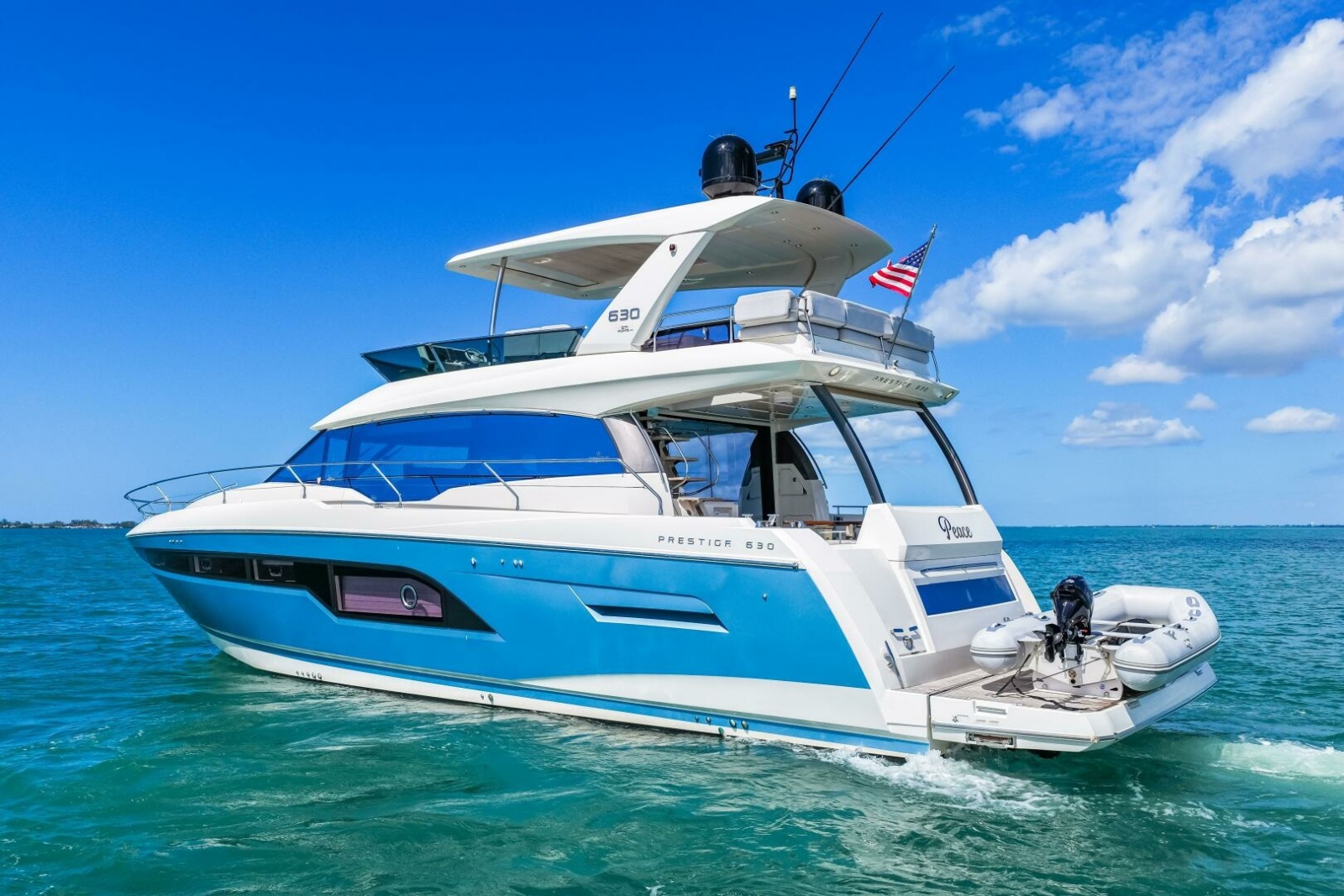 63' 2019 Prestige 630 Flybridge