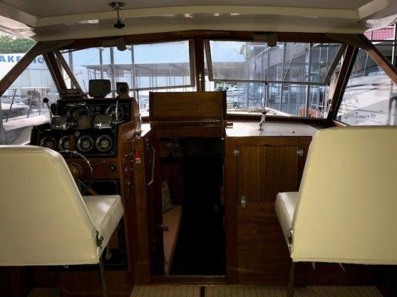 woodys reserve cockpit.jpg
