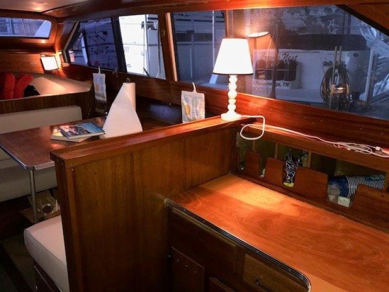 woodys reserve galley and dinette.jpg