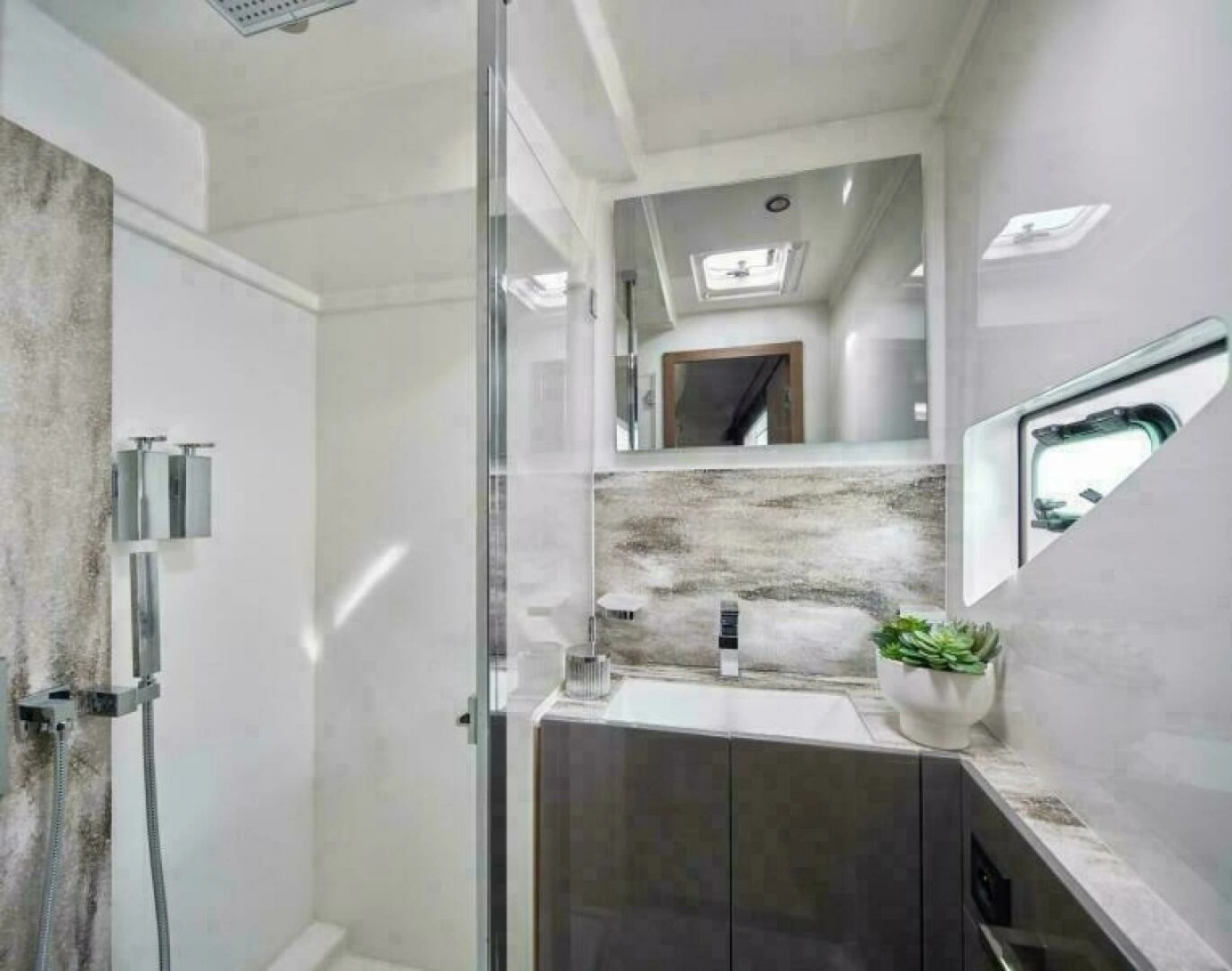 New Prestige M48 48ft Prestige Yacht For Sale