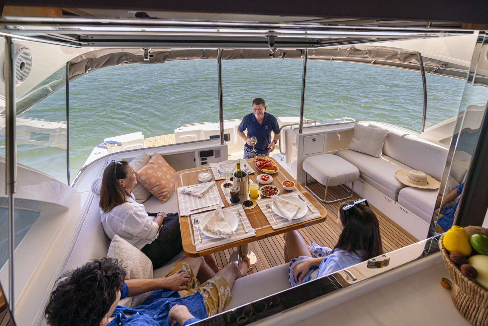 58 Sports Motor Yacht 58ft Riviera Yacht For Sale