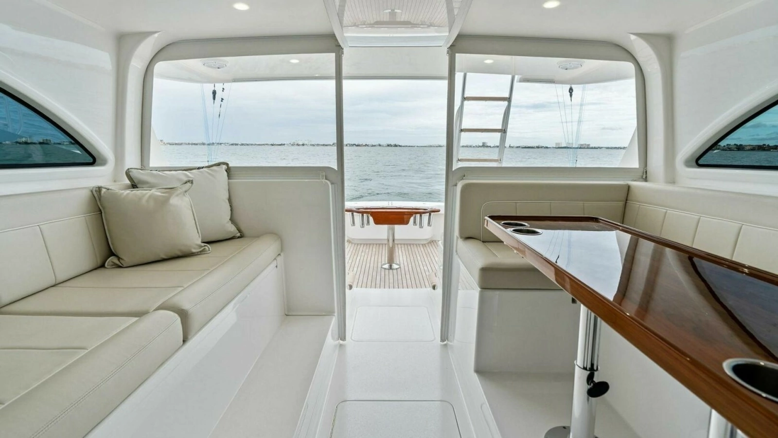 2021 Viking 46 Billfish "Damnfino" - Salon