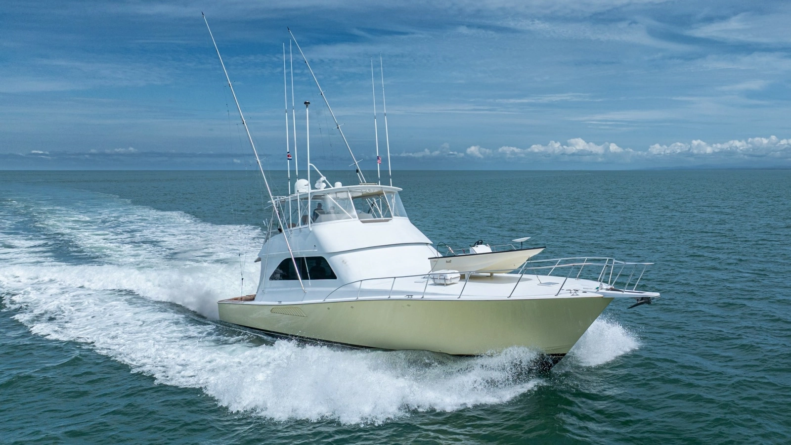 Bow View in Open Water 2002 Viking 61 Convertible