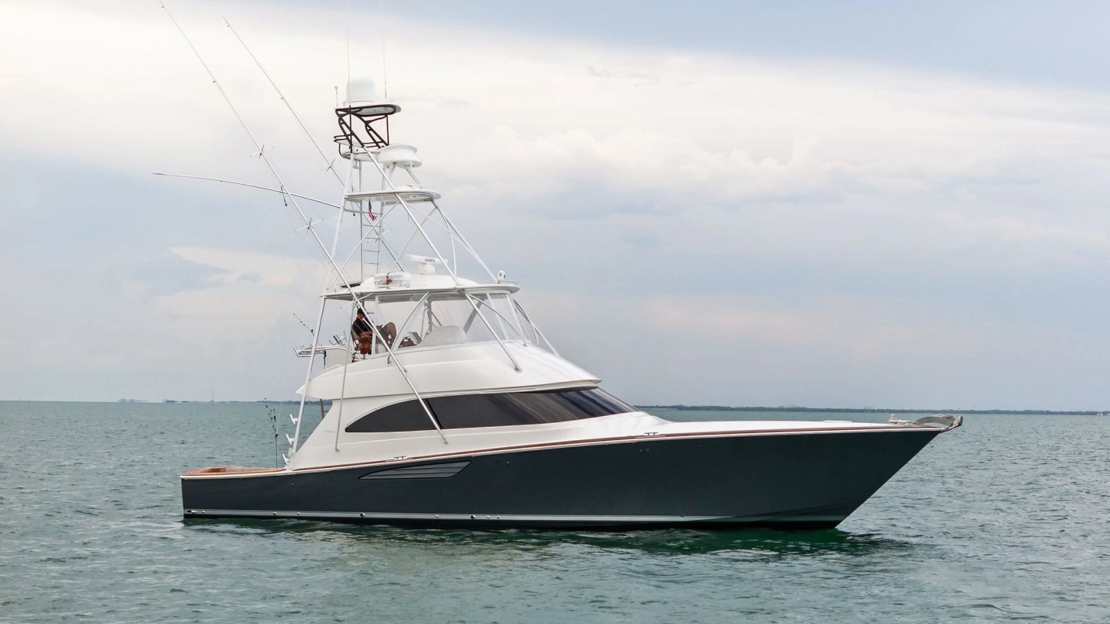 Profile View of Viking 55 Convertible