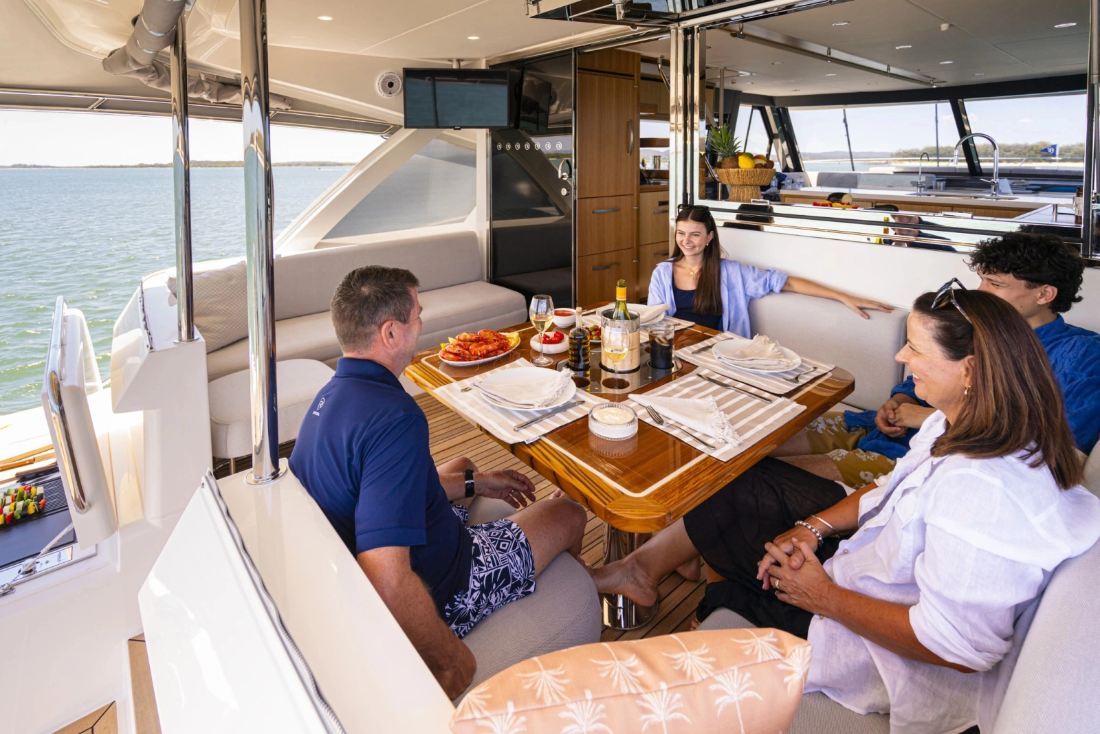 58 Sports Motor Yacht 58ft Riviera Yacht For Sale