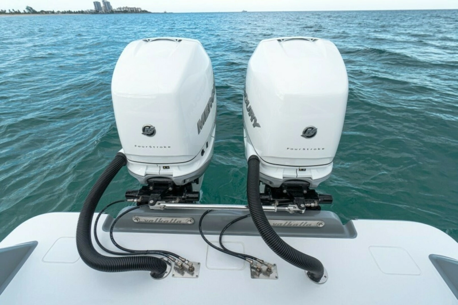 New V-33 Valhalla Boatworks Center Console