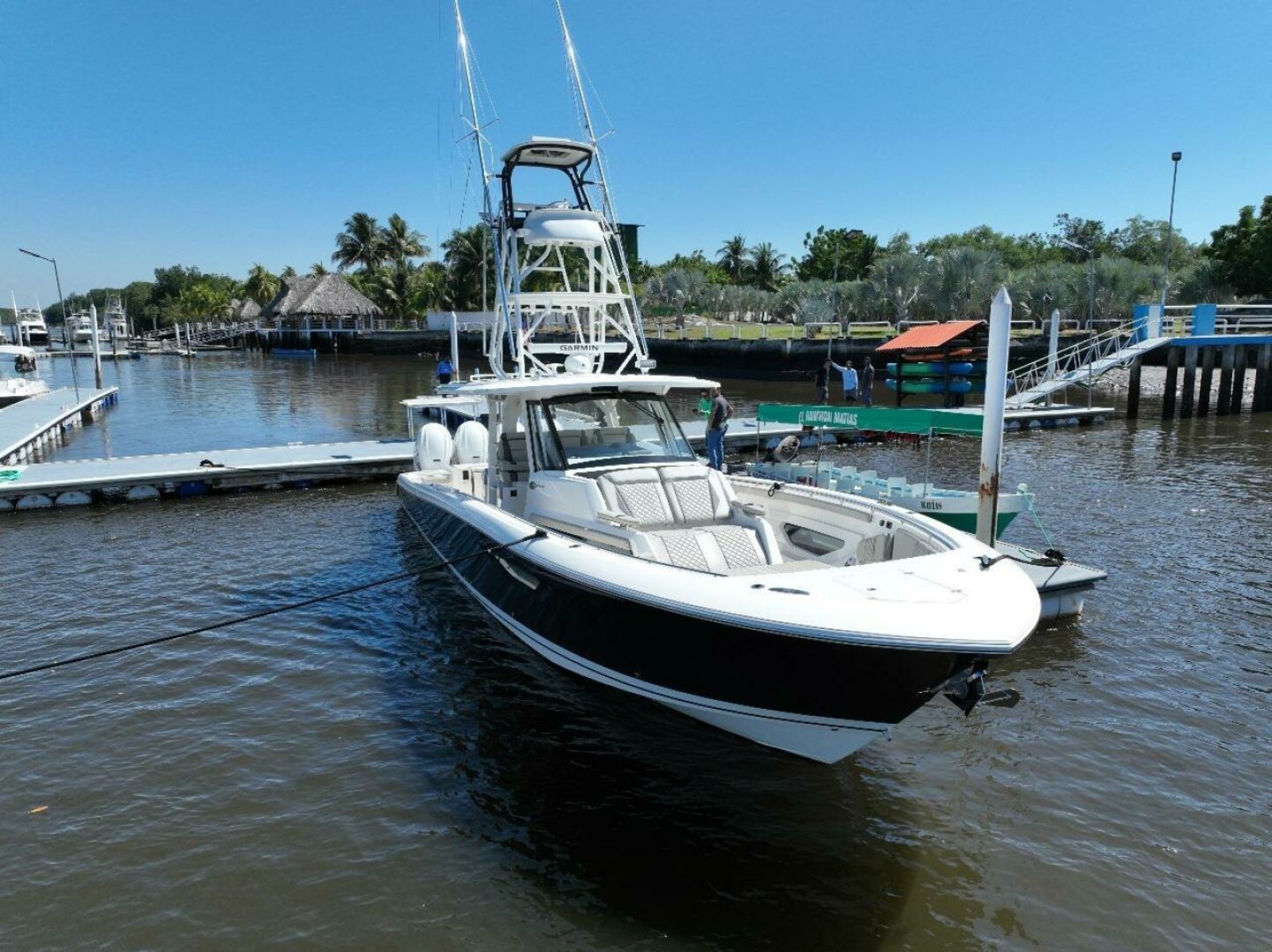 Pursuit 42 - Happy Hour - Exterior Profile