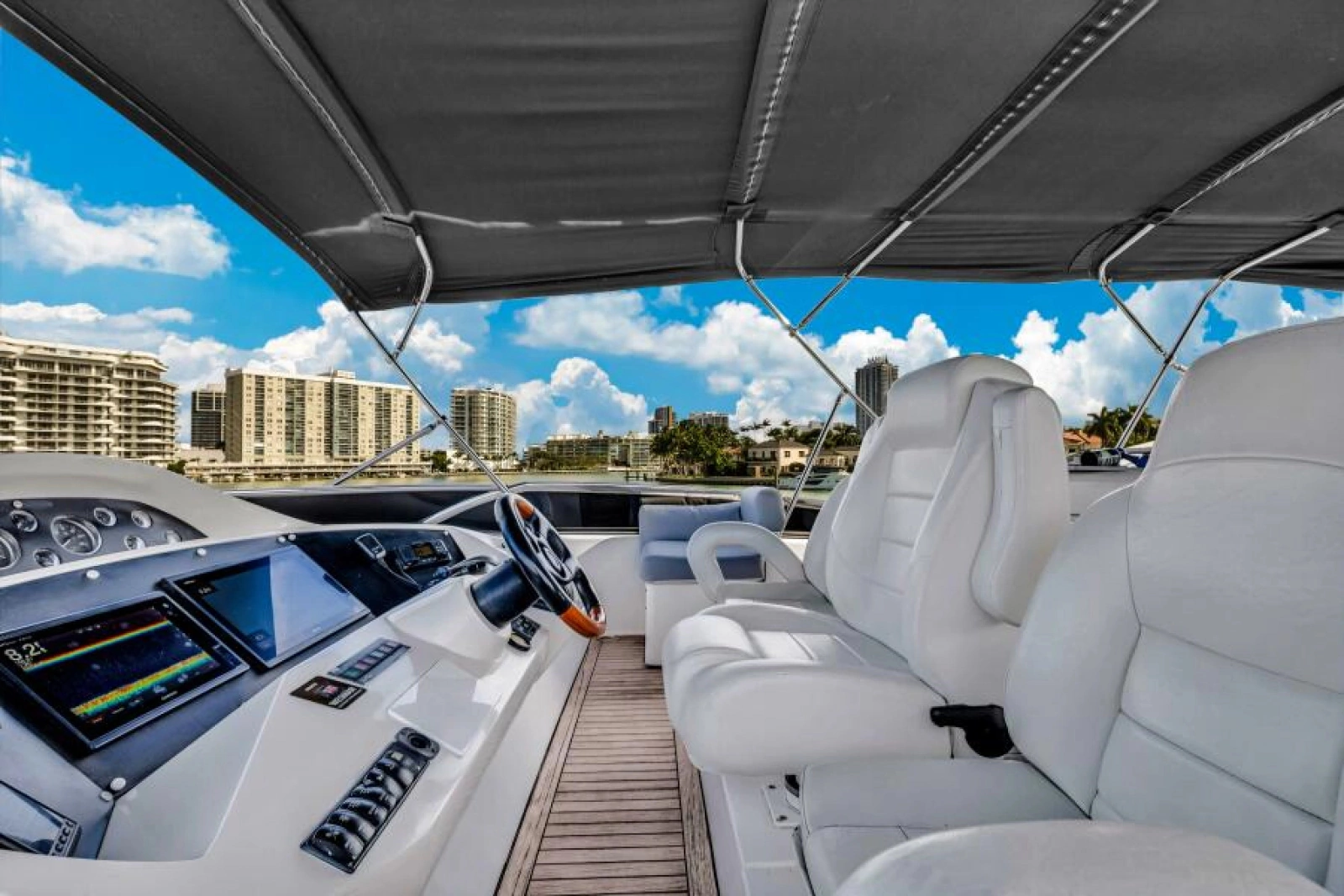 2003 Sunseeker 94 Yacht