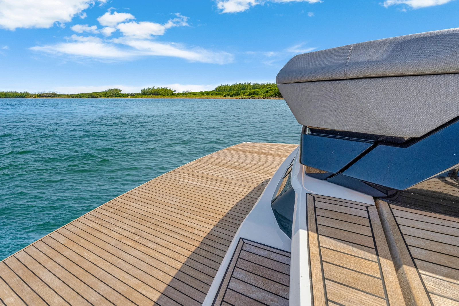 2024 Sunseeker Superhawk 55