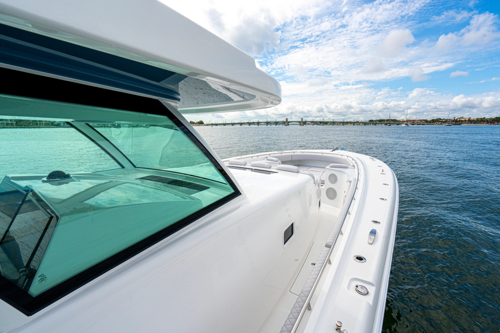 56ft HCB Yacht For Sale