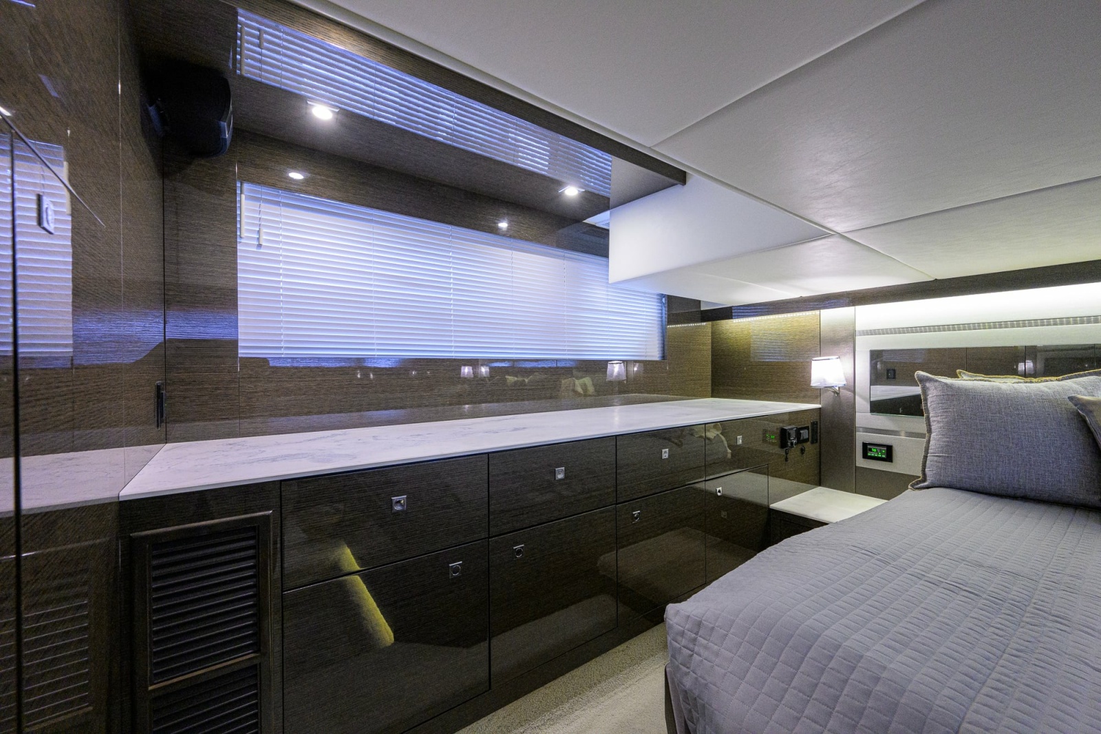 2020 Cruisers 46 Cantius