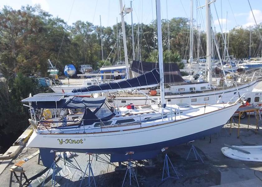 001 1989 Sabre Mark II Centerboard Starboard Main Image.jpg