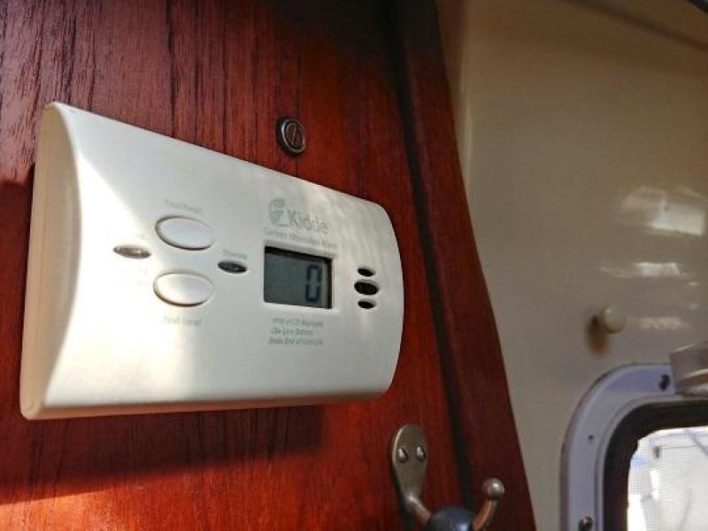 024 1989 Sabre Mark II Centerboard Carbon Monoxide Detector.jpg