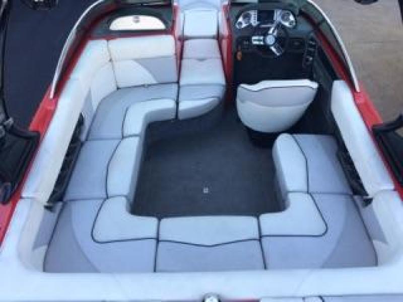 2013 Supra 21V Interior Layout.jpg