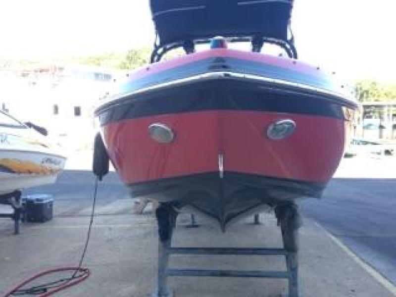 2013 Supra 21V Fwd Hull.jpg