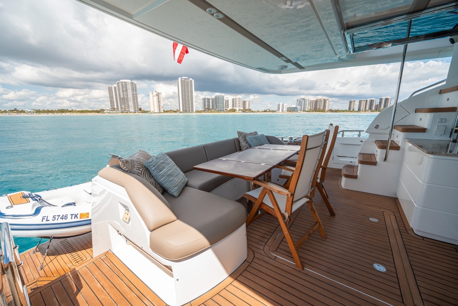 2017 Princess 68 Flybridge