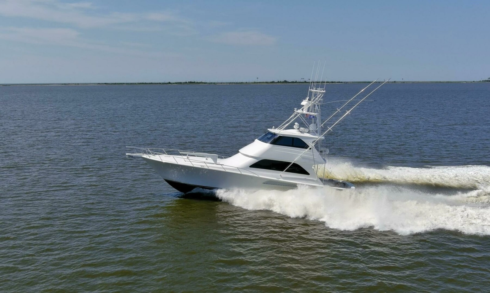 2007 64 Viking Enclosed Bridge Reel Blues Exterior (3)