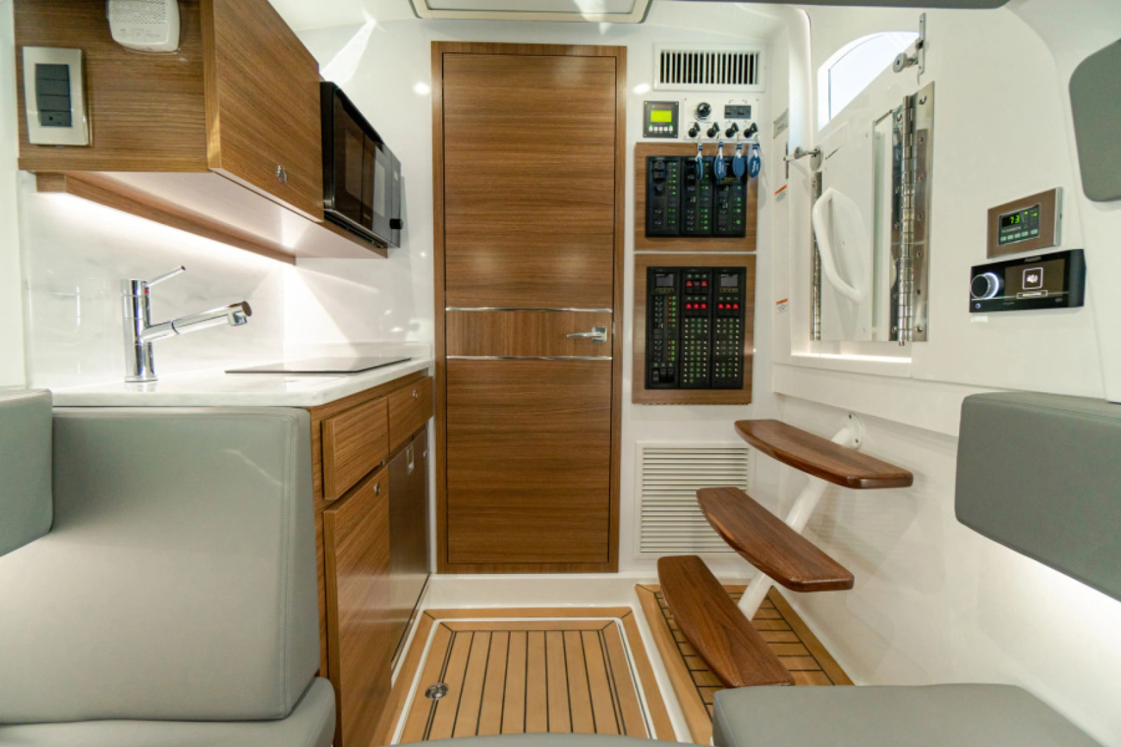 New Valhalla Boatworks V-46